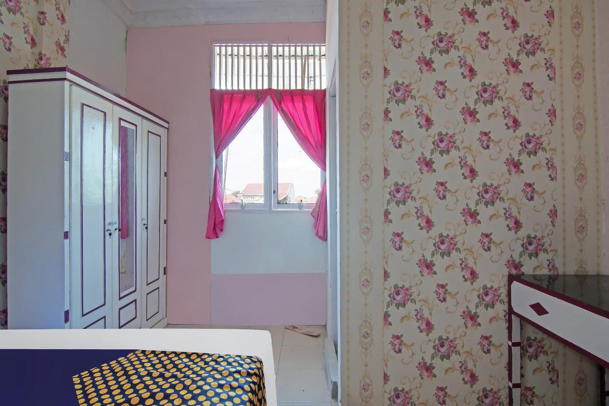 Oyo 91826 Yoezef Syariah 2* Pekanbaru