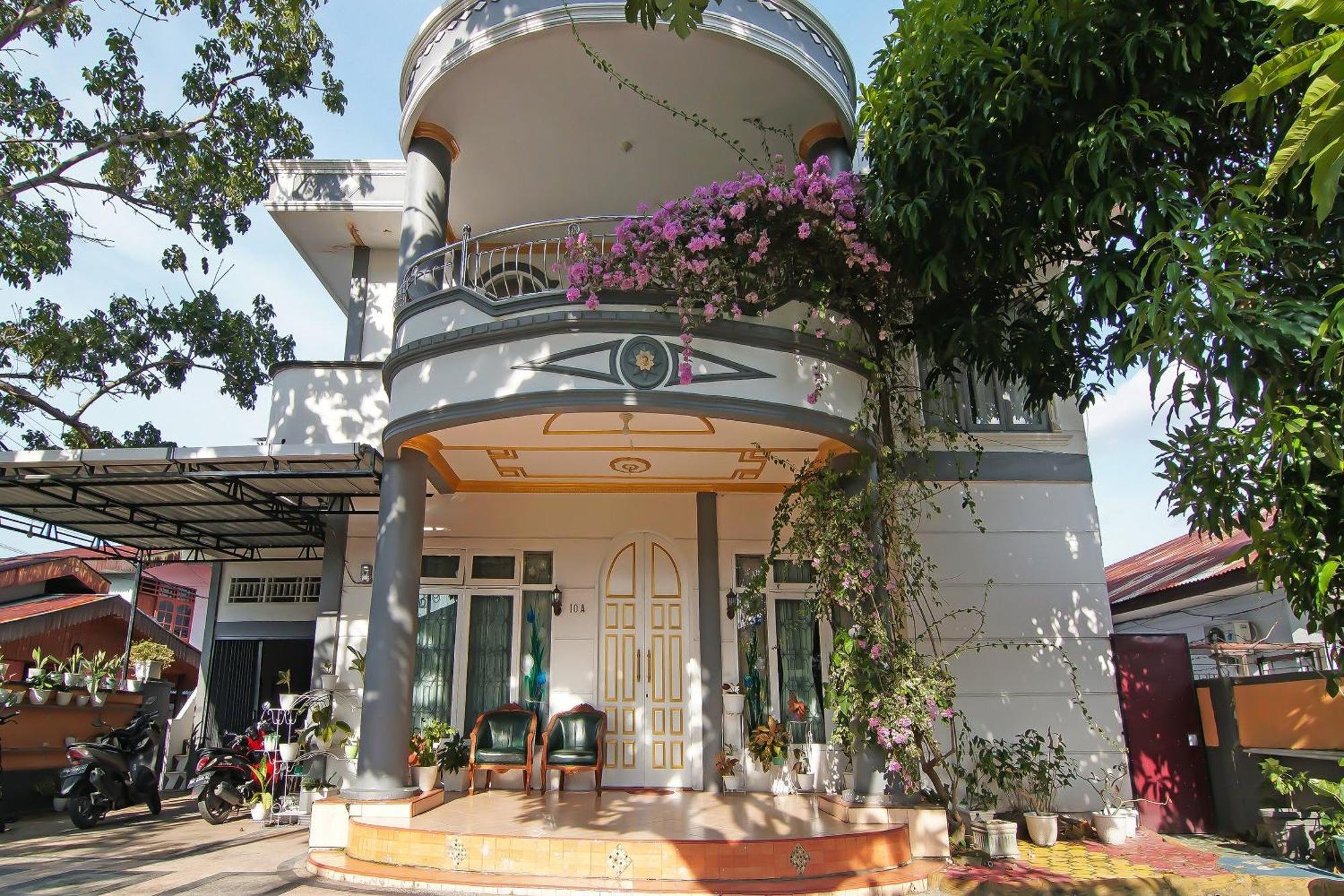 Oyo 91826 Yoezef Syariah Hotel