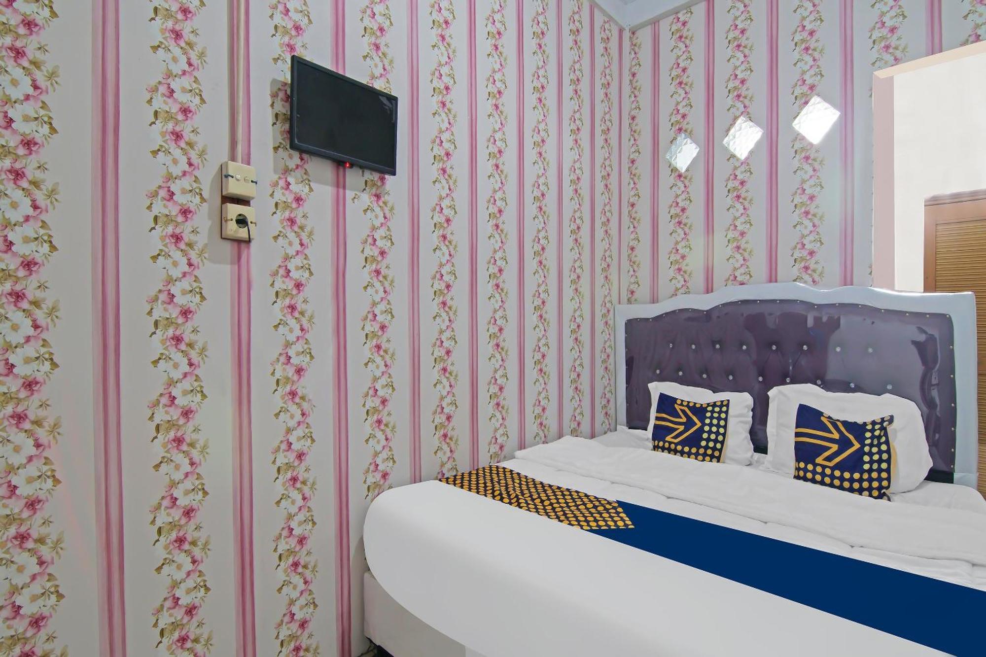 Oyo 91826 Yoezef Syariah Hotel 2*